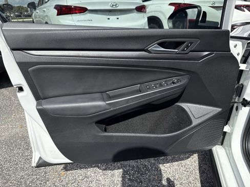 Used 2023 Volkswagen GTI Autobahn image 28