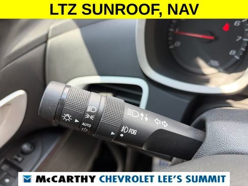 Used 2015 Chevrolet Equinox LTZ AWD/4WD image 22