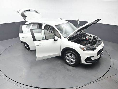Certified 2024 Honda HR-V LX image 50