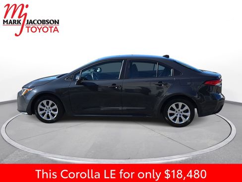 Used 2024 Toyota Corolla LE image 14