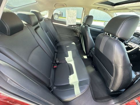 Used 2020 Honda Civic Touring image 28
