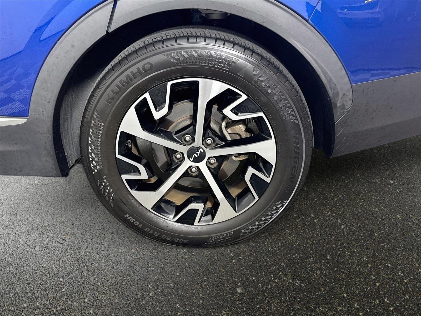 Certified 2024 Kia Sportage EX FWD image 31