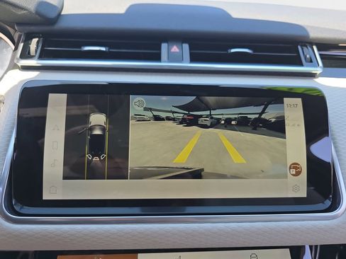 Certified 2023 Land Rover Range Rover Velar R-Dynamic S AWD/4WD image 23