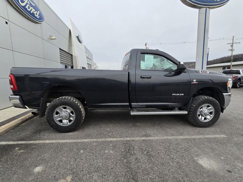 Used 2021 RAM 3500 Big Horn w/ Level 2 Equipment Group image 2