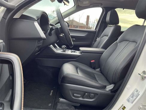 Certified 2025 MAZDA CX-90 3.3 Turbo w/ Preferred Package image 8
