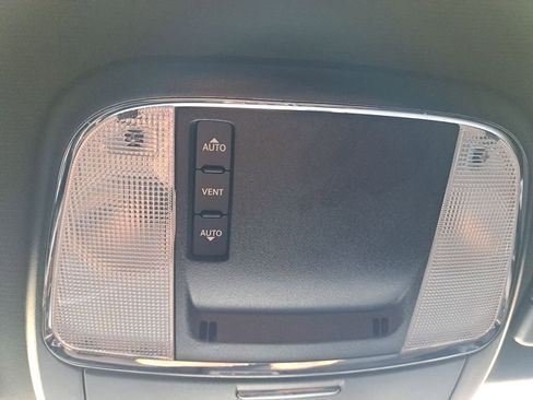 Used 2023 Dodge Charger SXT w/ Blacktop Package image 26