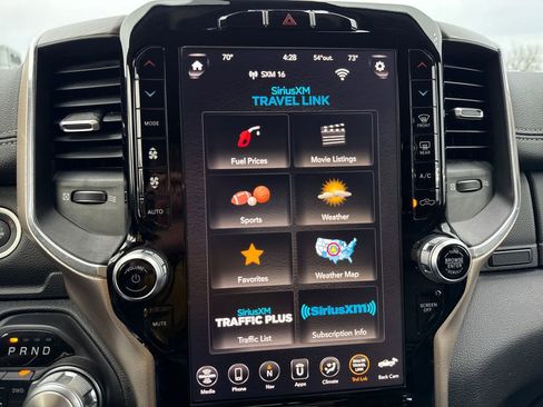 Used 2019 RAM 1500 Laramie image 26