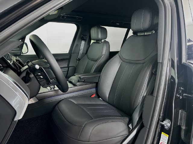 New 2026 Land Rover Range Rover Long Wheelbase SE AWD/4WD image 21
