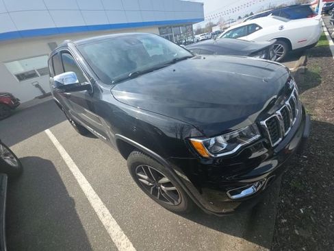 Used 2020 Jeep Grand Cherokee Limited image 1