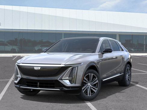 New 2025 Cadillac Lyriq Luxury image 7