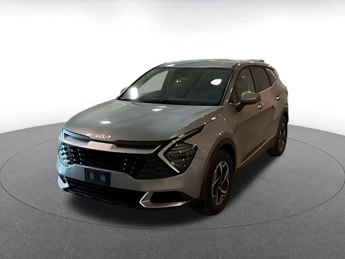 Used 2024 Kia Sportage LX FWD image 7