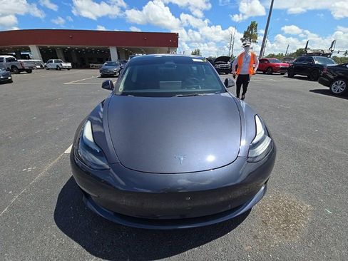 Used 2022 Tesla Model 3 Long Range AWD/4WD image 2