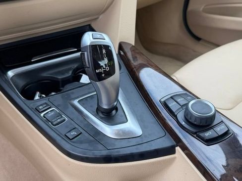 Used 2015 BMW 328i xDrive Sedan AWD/4WD image 24