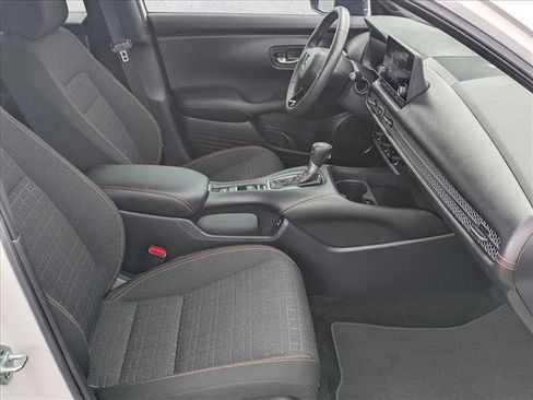 Used 2024 Honda HR-V Sport image 27