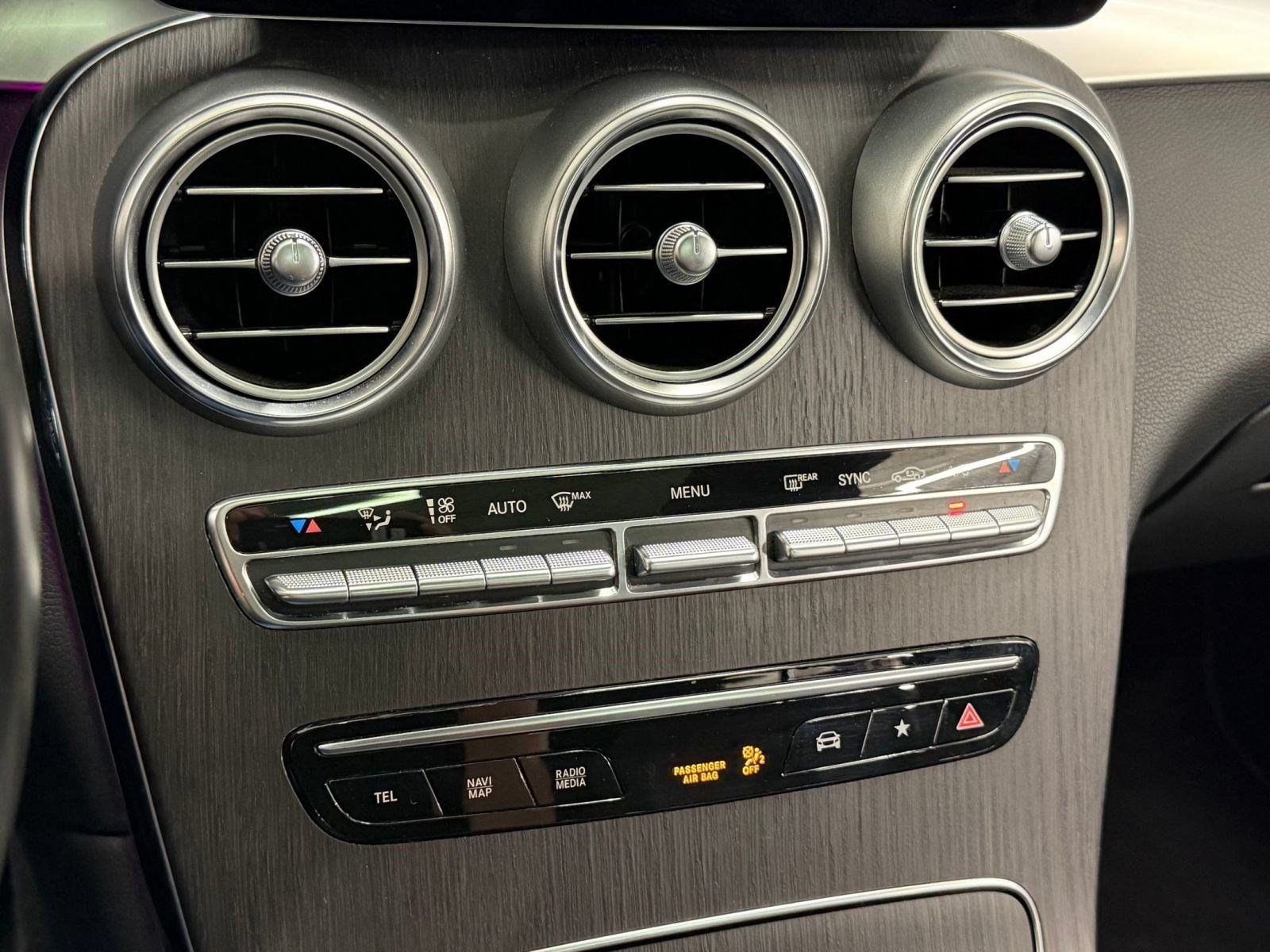 Used 2022 Mercedes-Benz GLC 300 4MATIC image 30