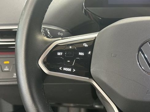 Certified 2023 Volkswagen ID.4 Pro image 30