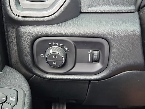 New 2026 RAM 3500 Tradesman AWD/4WD image 18