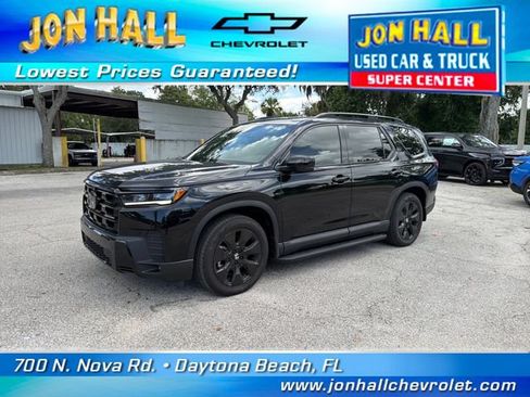 Used 2026 Honda Pilot Black Edition image 2
