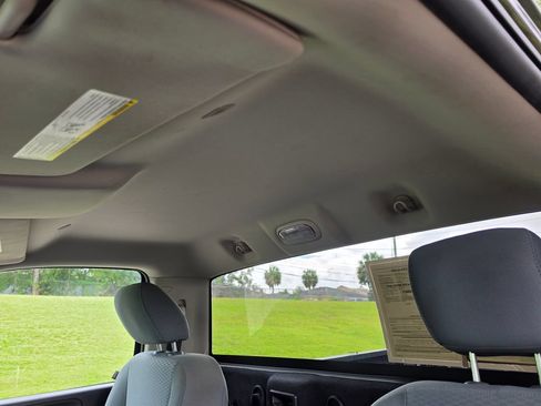 Used 2019 RAM 1500 Express RWD image 34