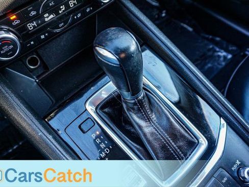 Used 2018 MAZDA CX-5 Touring image 33