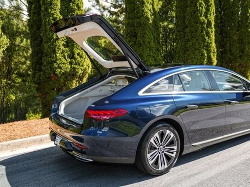 Used 2022 Mercedes-Benz EQS 450+ Sedan image 22