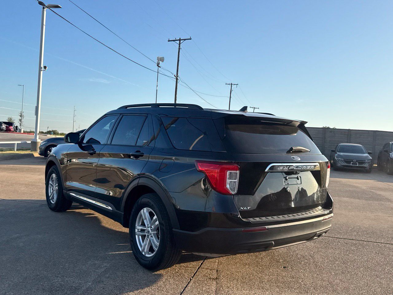 Used 2022 Ford Explorer XLT RWD image 16