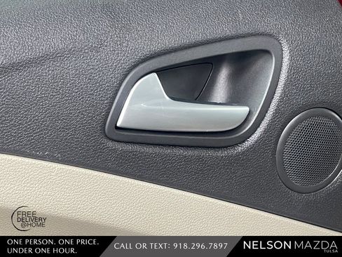 Used 2013 Ford C-MAX SEL image 37