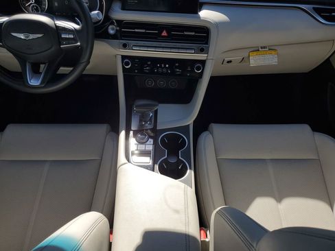 Used 2025 Genesis G70 2.5T image 22