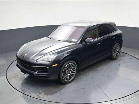 Used 2019 Porsche Cayenne S image 26