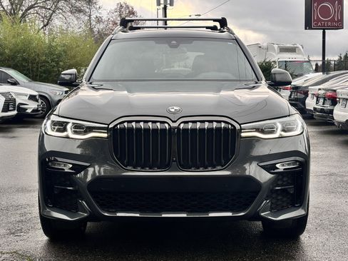 Used 2022 BMW X7 xDrive40i w/ M Sport Package image 17