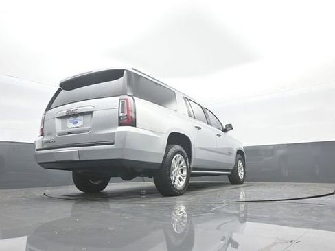 Used 2017 GMC Yukon XL SLT w/ Open Road Package image 33