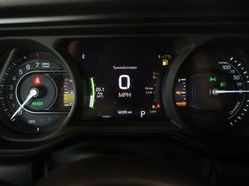 Used 2024 Jeep Wrangler Unlimited AWD/4WD image 29