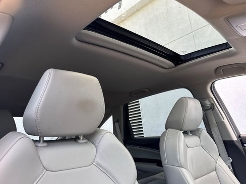 Used 2017 Acura MDX FWD w/ Technology Package image 18