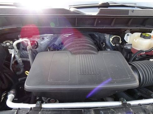 Used 2021 Chevrolet Silverado 1500 Custom Trail Boss w/ LPO, Dark Essentials Package image 27