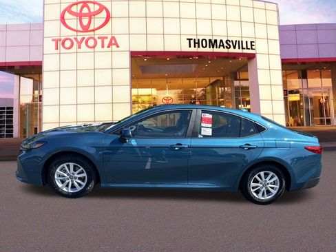 New 2025 Toyota Camry LE w/ Convenience Package image 8