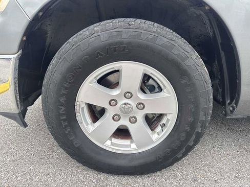 Used 2010 Dodge Ram 1500 Truck SLT RWD image 9