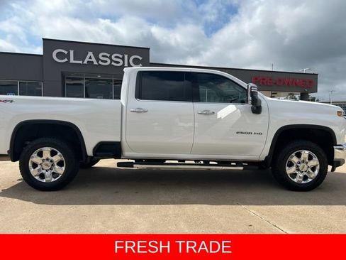 Used 2023 Chevrolet Silverado 2500 LTZ w/ LTZ Convenience Package AWD/4WD image 13