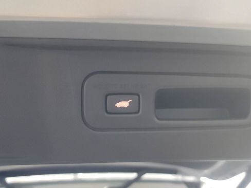 Certified 2025 Honda Pilot TrailSport image 8