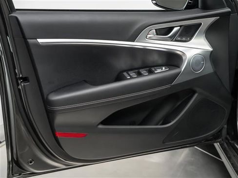 New 2026 Genesis G70 2.5T Prestige image 26