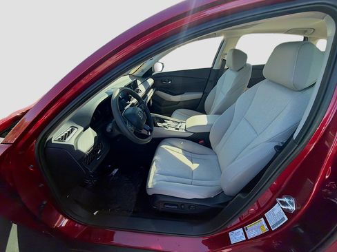 New 2025 Honda Accord SE image 16