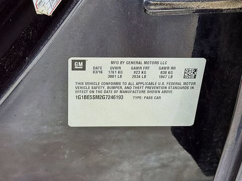 Used 2016 Chevrolet Cruze LT w/ Sun And Sound Package FWD image 39