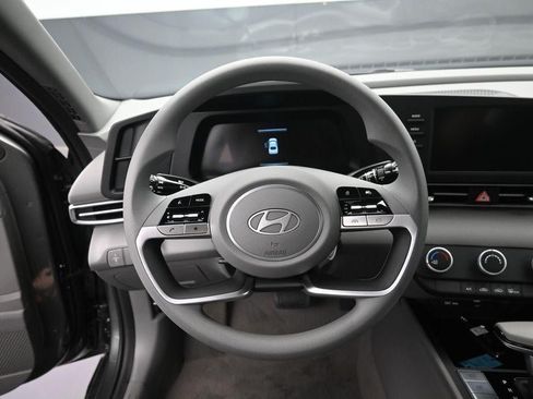 New 2026 Hyundai Elantra SE FWD image 20
