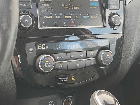 Used 2020 Nissan Rogue Sport SL w/ Premium Package AWD/4WD image 16