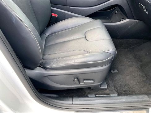 Used 2023 Hyundai Santa Fe Limited image 38