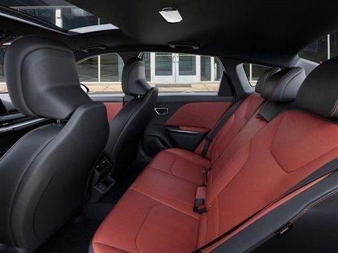 New 2026 Kia K4 GT-Line Turbo FWD image 18