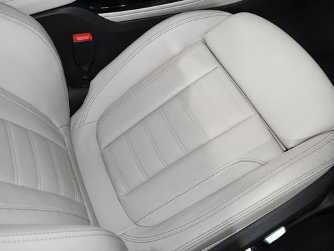 Used 2023 BMW X4 M40i AWD/4WD image 10