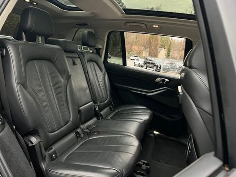 Used 2020 BMW X7 xDrive40i w/ Premium Package image 36