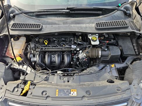 Used 2015 Ford Escape SE image 31