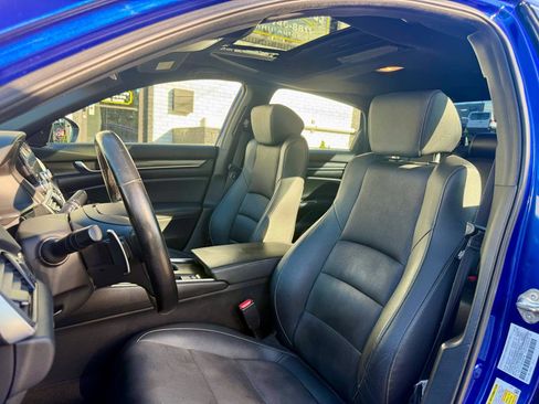 Used 2019 Honda Accord Sport image 18
