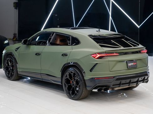 Used 2019 Lamborghini Urus AWD/4WD image 13